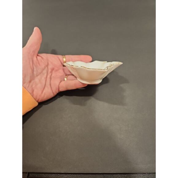 *Hand Painted Vintage Lefton China Purple Flower Leaf Candy/Nut Dish - Picture 6 of 12